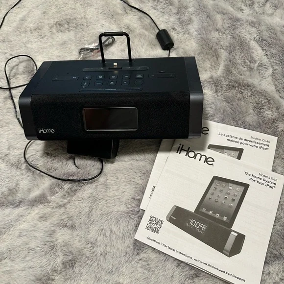 iHome iDL45 Black Stereo Clock Radio with Lightning Dock - Picture 2 of 4